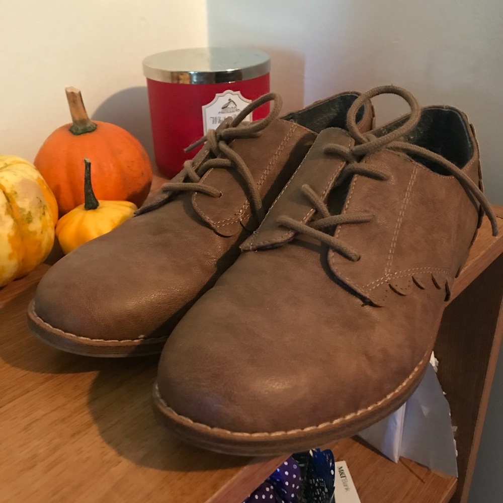 Cute oxford style shoes